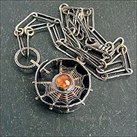 Ожерелье с гранатом оранжевого цвета - спессартином.