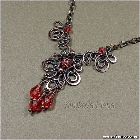 Колье и кулоны - Strukova Elena