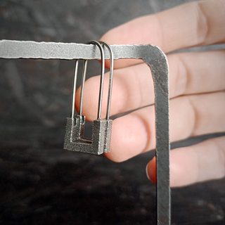 вид серёг сбоку