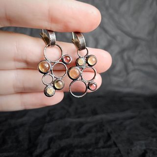 подвески крупным планом