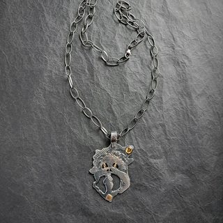 Цепь с кулоном 3