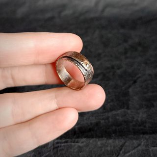 Вид кольца на руке