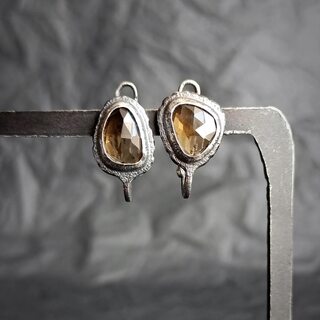 Базовые серьги, часть комплекта